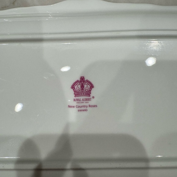 ROYAL ALBERT NEW COUNTRY ROSE SANDWICH TRAY 11 1/2” Set of 2 - Picture 6 of 8